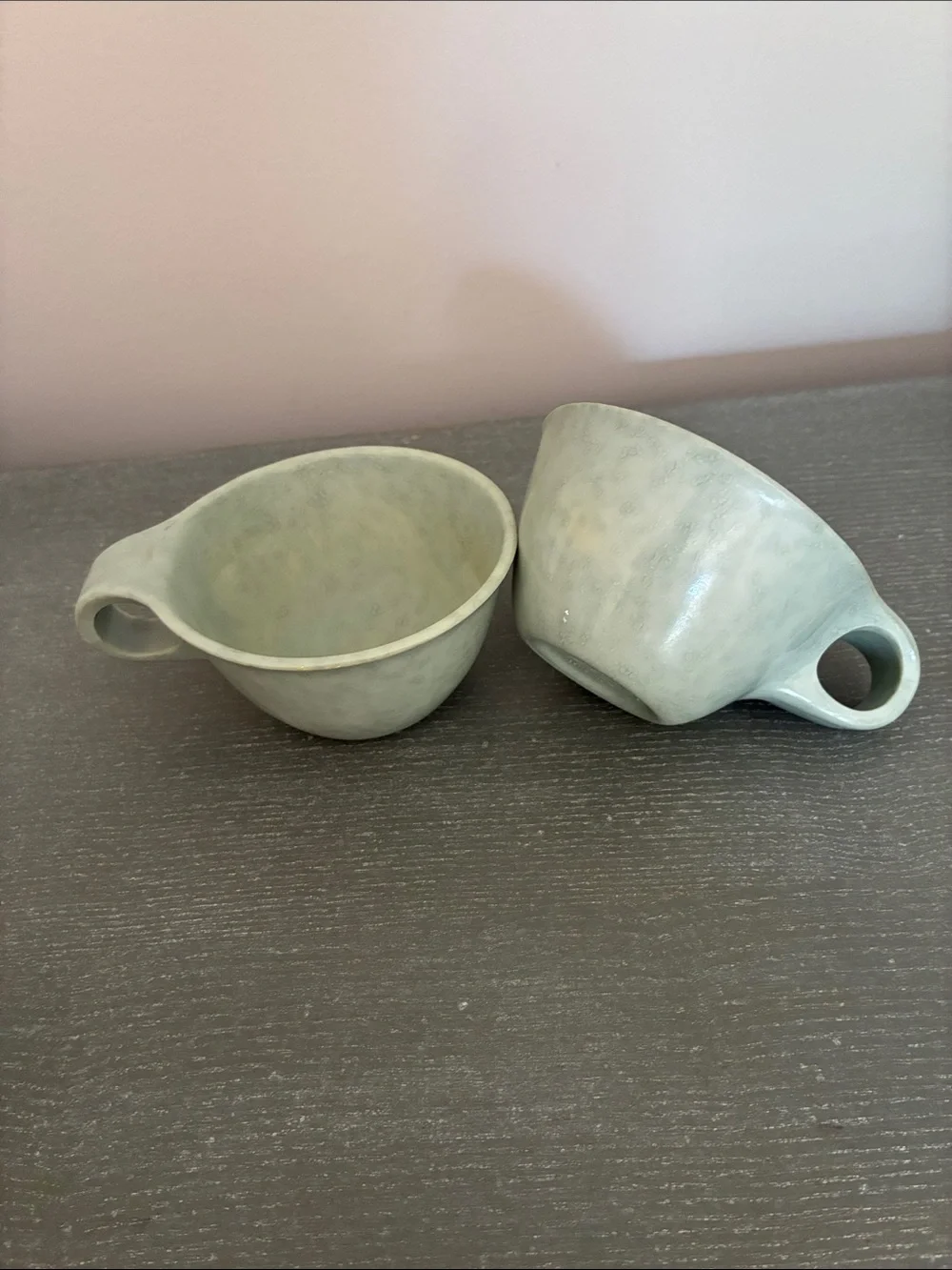 2 Russel Wright GREEN Melmac Melamine Cups Residential Northern 1950s MCM